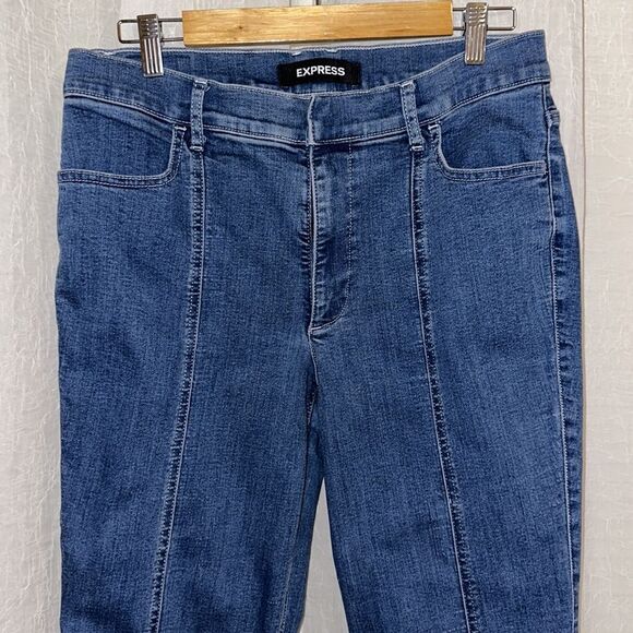 EXPRESS 12R Bell Flare High Rise Front Seam Medium Wash Blue Jeans - Picture 8 of 16
